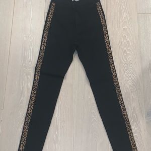 Cute pair of black and cheetah print jeggings